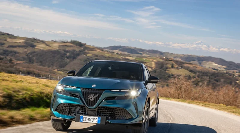 Mercato auto Italia a maggio 2025 a  – 0,2 %. Le immatricolazioni Alfa Romeo registrano un + 24 % , Stellantis Group a – 7,99 %. Junior e Tonale confermano la loro presenza nella top 50